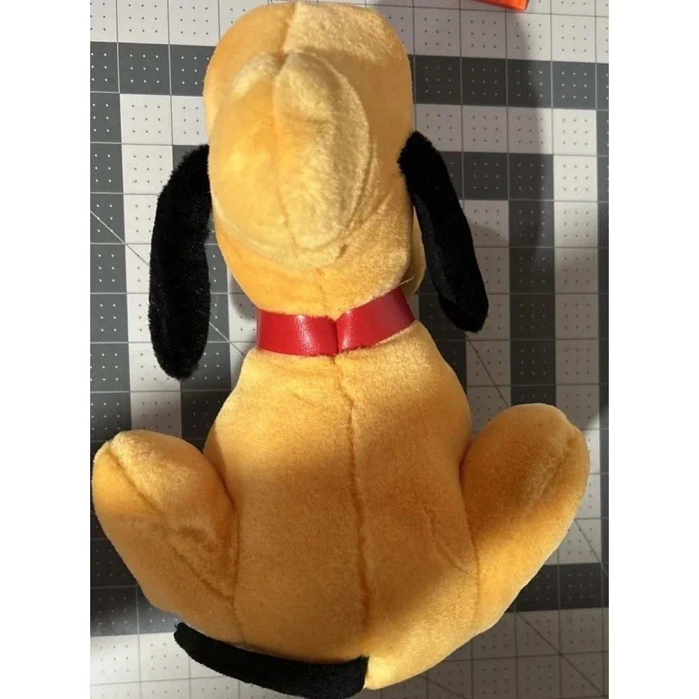 Walt Disney World Pluto Dog 9.5 in Plush Vintage 1980s Sitting Red Collar Puppy